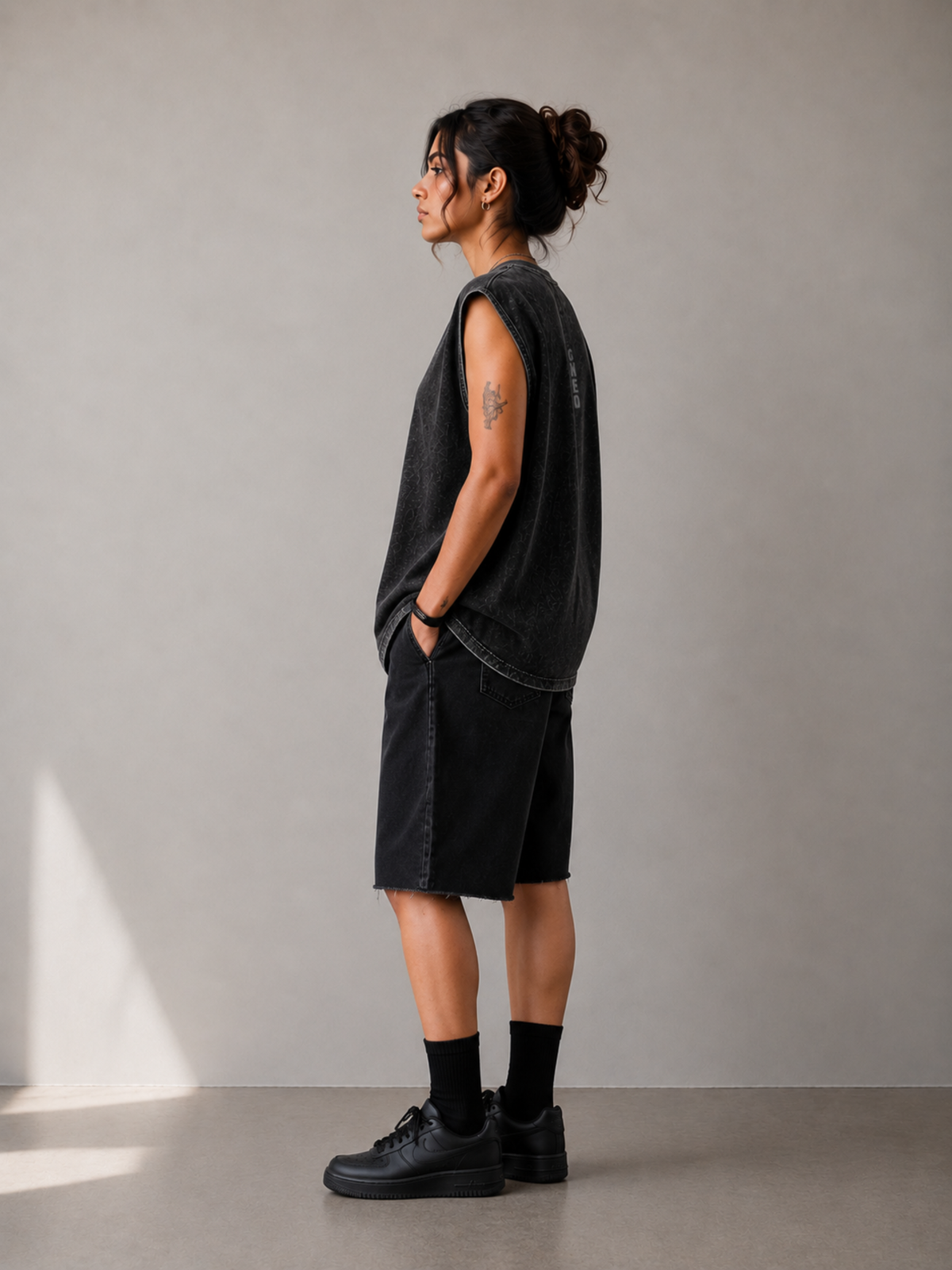 PulseMax Black Athletic Vest - Women