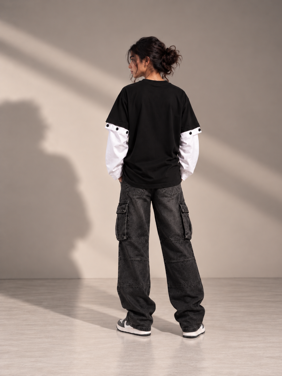 The Skull Oversized Black Tee Detachable Sleeves -Women